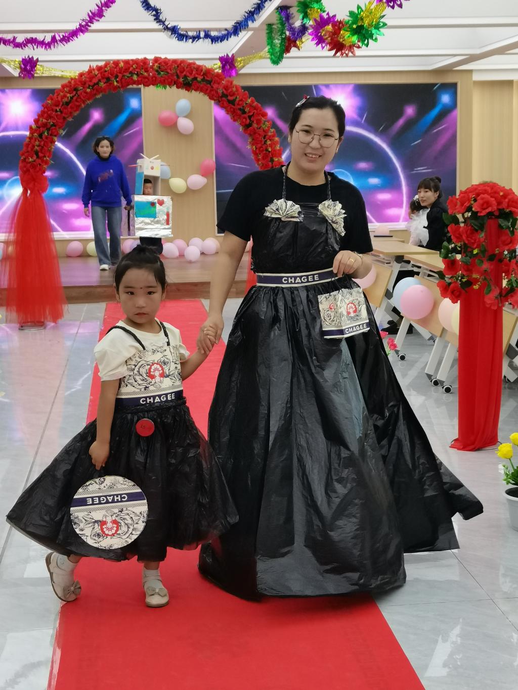 这场萌娃环保时装秀太酷啦!